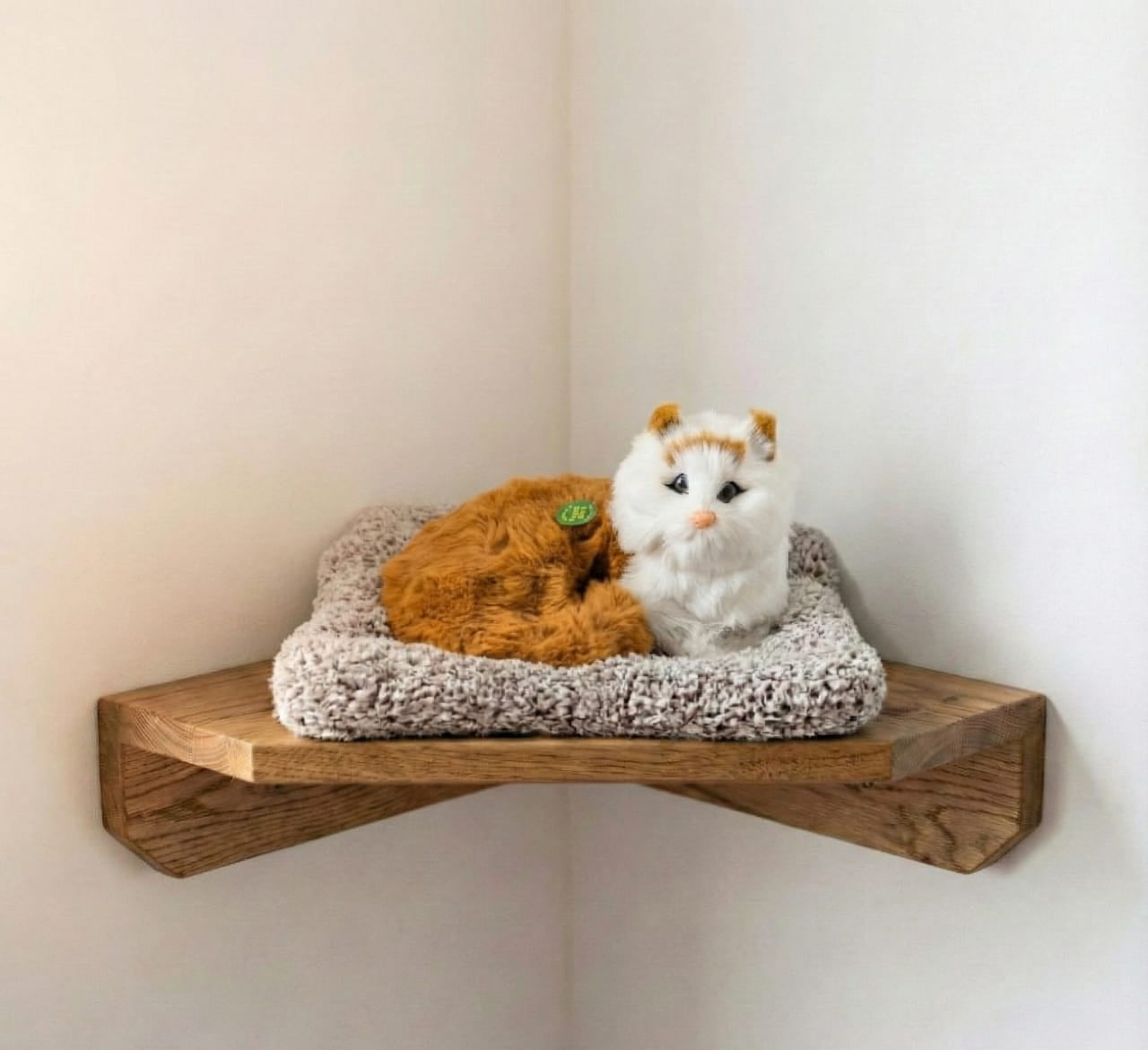 Car & Home Decor (CAT)