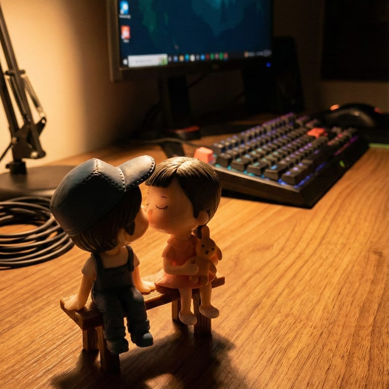 Kissing Couple Miniature